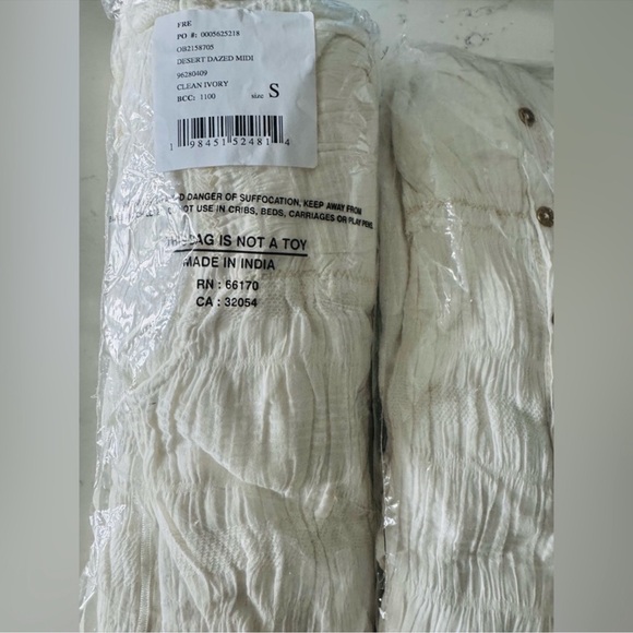 🎉LAST CHANCE🎉Free People - Vivi Mini Dress in Soft cotton (Ivory) - Picture 7 of 10